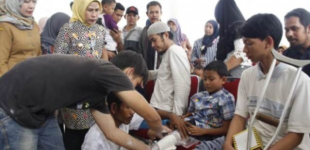 Pemkab Serang Salurkan CSR Perusahaan Bagi Penderita Tuna Daksa Pemkab Serang Salurkan CSR Perusahaan Bagi Penderita Tuna Daksa