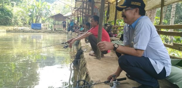 Wuih! PDAM Pandeglang Adu Tangkas Mancing Dengan PWI Wuih! PDAM Pandeglang Adu Tangkas Mancing Dengan PWI