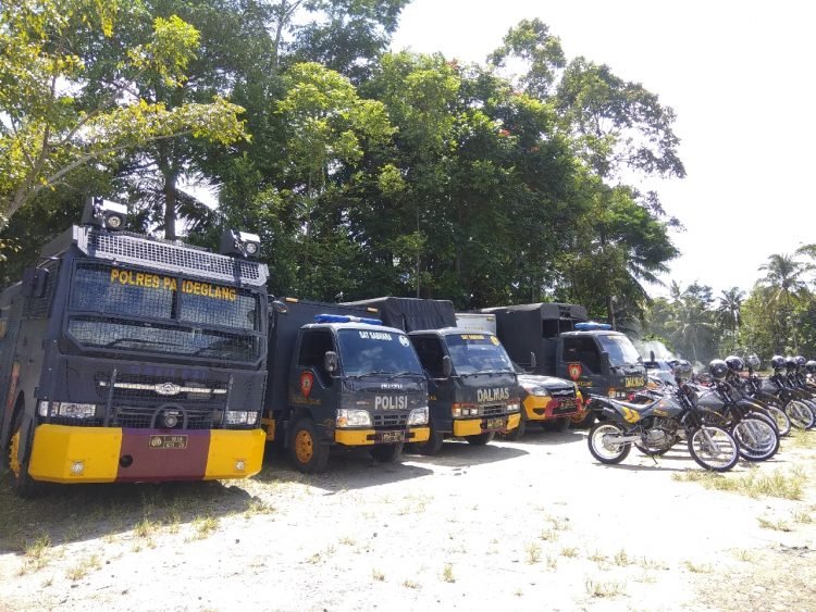 Sejumlah Kendaraan Taktis Disiagakan Polres Pandeglang Amankan Rapat Pleno