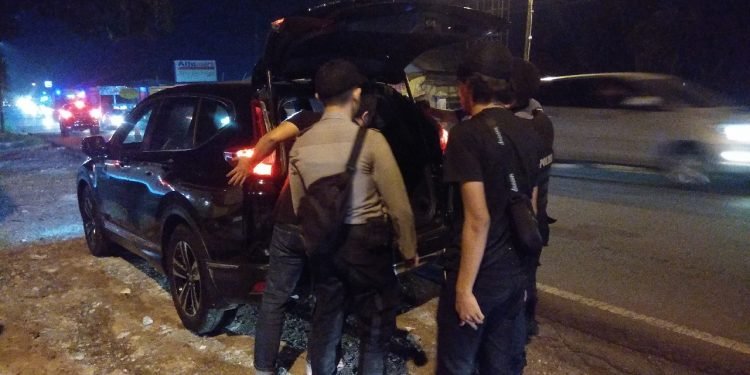 Polres Pandeglang Cegat Pengendara yang Ikut Aksi People Power