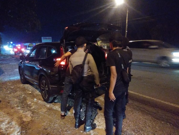 Polres Pandeglang Cegat Pengendara yang Ikut Aksi People Power