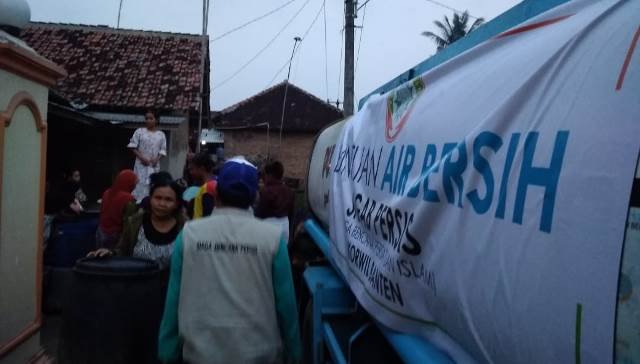 SIGAB Persis Banten Kirim 70.000 Liter Air Bersih
