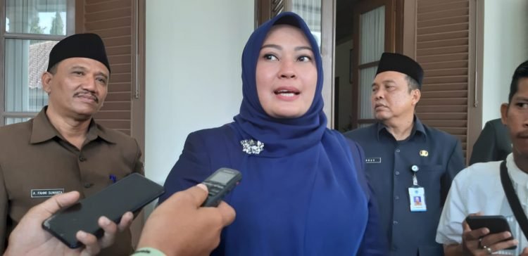 Irna Kaget Ratusan Kendaraan Dinas Pandeglang Nunggak Pajak