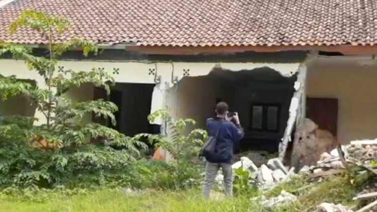 Setahun Pasca Tsunami, Banyak Hotel di Carita Tak Diperbaiki