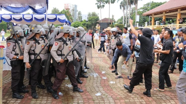 Gara-gara Antrean, Pilkades Berujung “Ricuh”