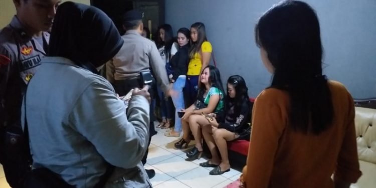 Tak Kooperatif, Polisi Akan Datangi Kasir dan Pemilik Rumah Bernyanyi Carista