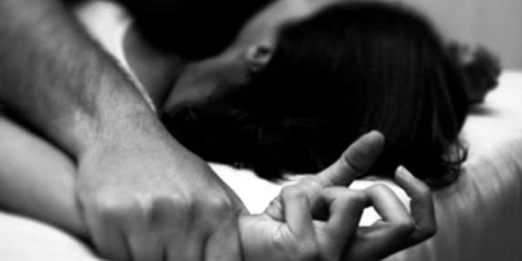 Usai “Grepe” Pacarnya di Gazebo, Seorang Pemuda Mendekam di Balik Jeruji