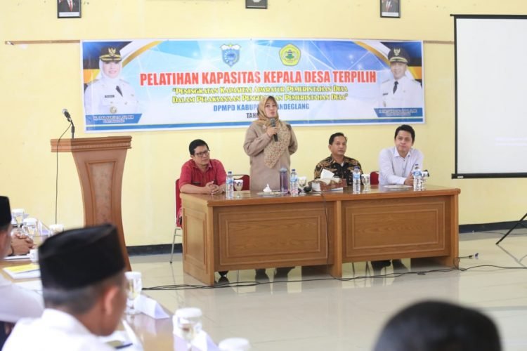 Tujuh Belas Kepala Desa Terpilih Dituntut Transparan