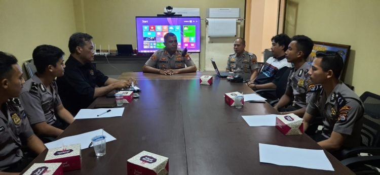 Humas Polres Pandeglang Dibekali Ilmu Jurnalistik