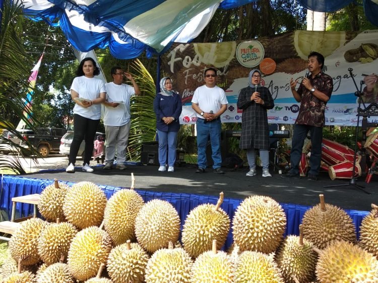 Dongkrak Minat Wisatawan, Mutiara Carita Gelar Festival Durian