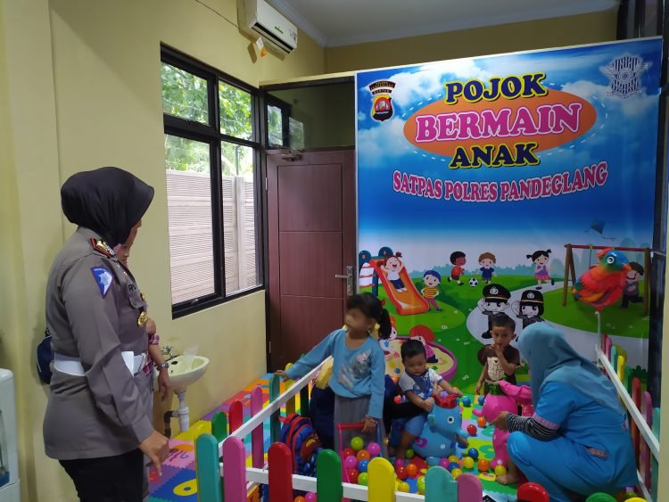 Menuju Zona Integritas, Pembuatan SIM di Pandeglang Terapkan Ramah Anak, Ramah Ibu, dan Ramah Difabel