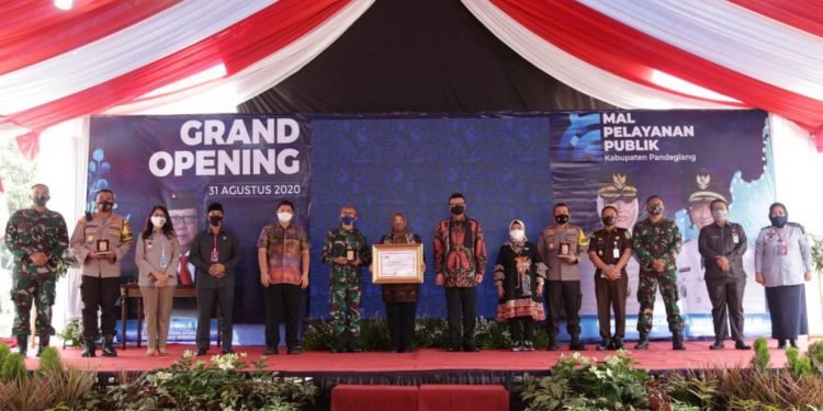 Berarsitektur Badak Cula Satu, MPP Pertama di Banten Diresmikan