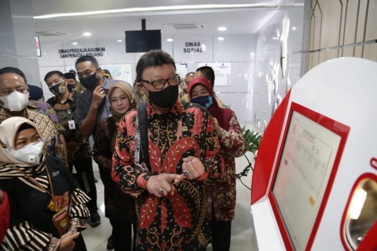 Berarsitektur Badak Cula Satu, MPP Pertama di Banten Diresmikan   