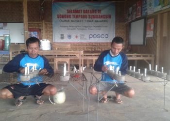 Lintas Komunitas Inisiasi Gerakan Menanam Terumbu Karang di Pulau Badul