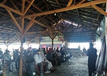 Gerakan Rehabilitasi Terumbu Karang Banjir Pujian