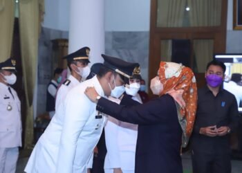 Bupati Tatu Chasanah Ingatkan Ratusan Pejabat