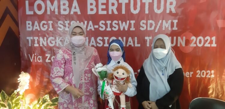 Bangga, Siswi Asal Pandeglang Juara 3 Lomba Bertutur Nasional