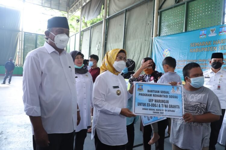 Banjir Bantuan Bupati Untuk Warga Kabupaten Serang