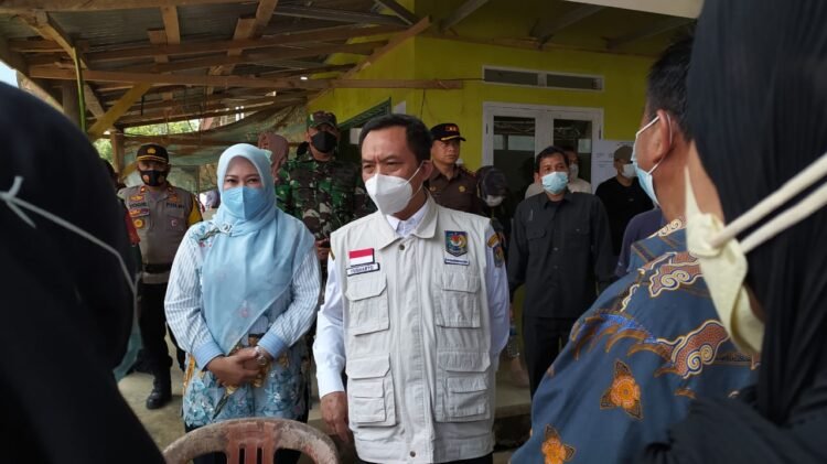 Berjalan Lancar, Kemendagri Apresiasi Pilkades Serentak di Pandeglang