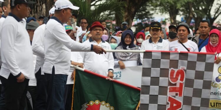 Jalan Sehat Gerakan Koperasi dan Pelajar